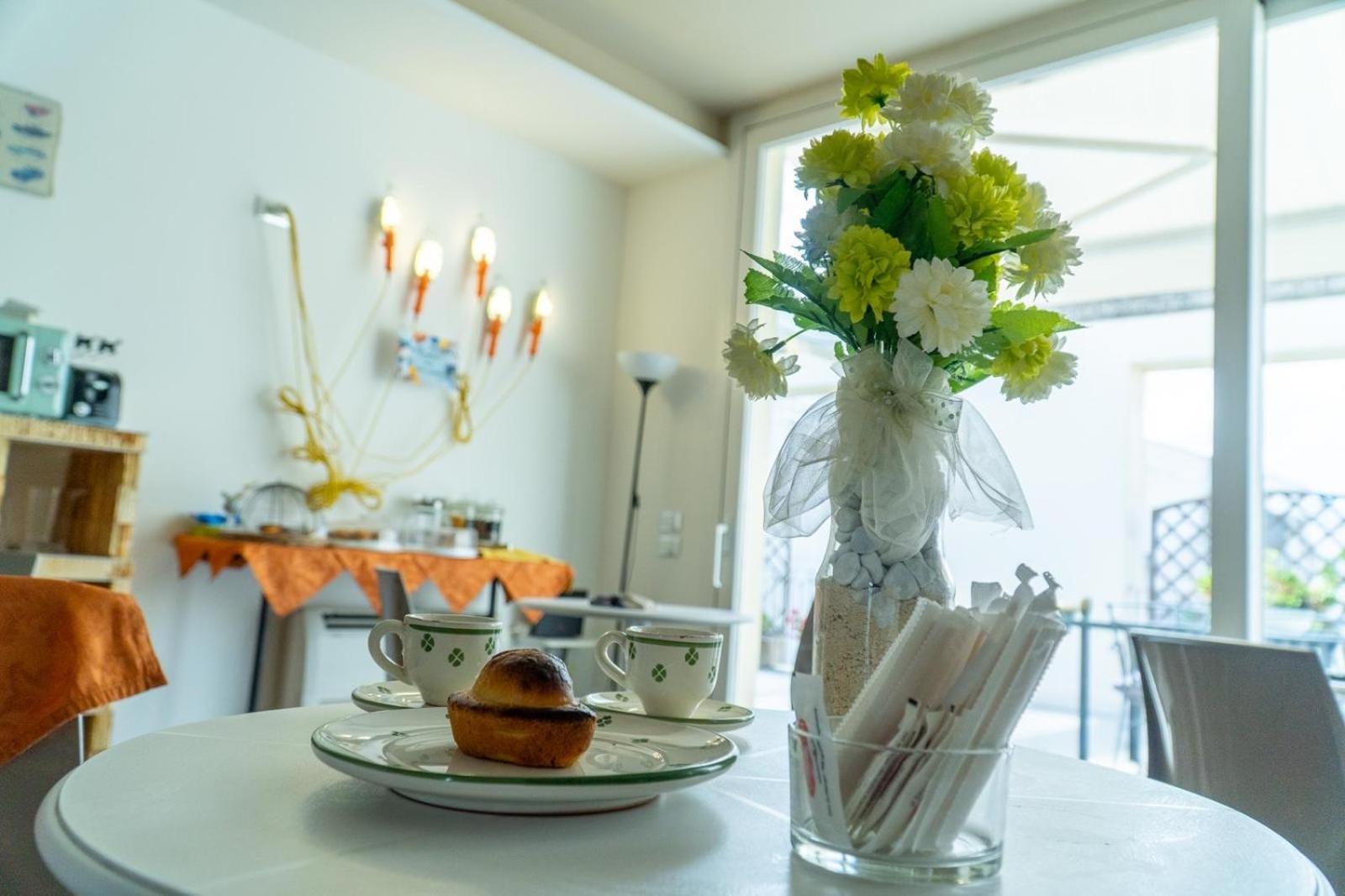 Percebes Exclusive B&B Cutrofiano Bagian luar foto